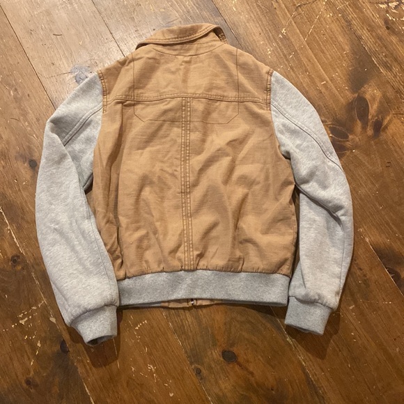 Excursion bomber - Picture 4 of 4